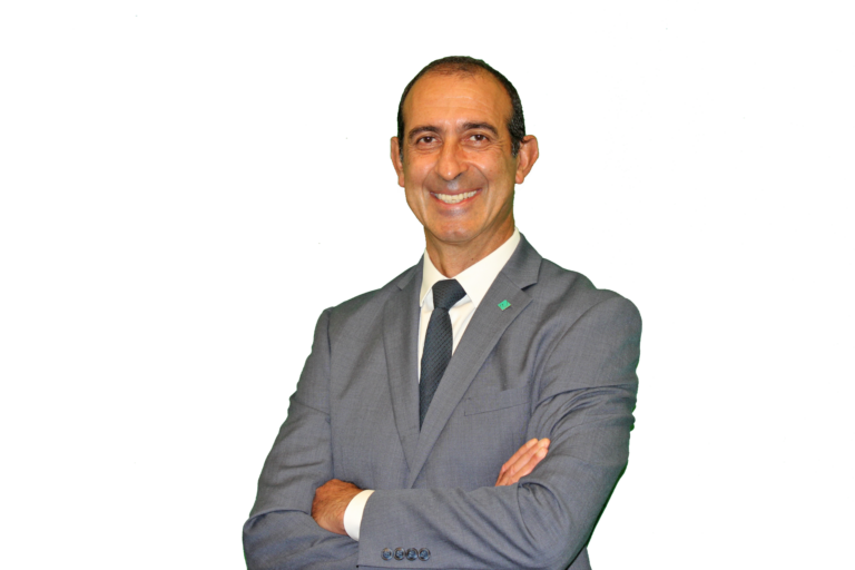 Dr. Farshid Ariz, DMD. Periodontist in Northridge, CA Dr. Farshid Ariz, DMD. Periodontist in Northridge, CA