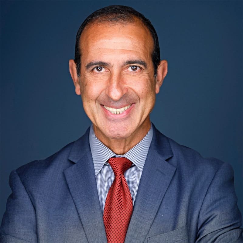 Dr. Farshid Ariz, DMD, board-certified periodontist at Northridge Dental Group in Northridge, CA